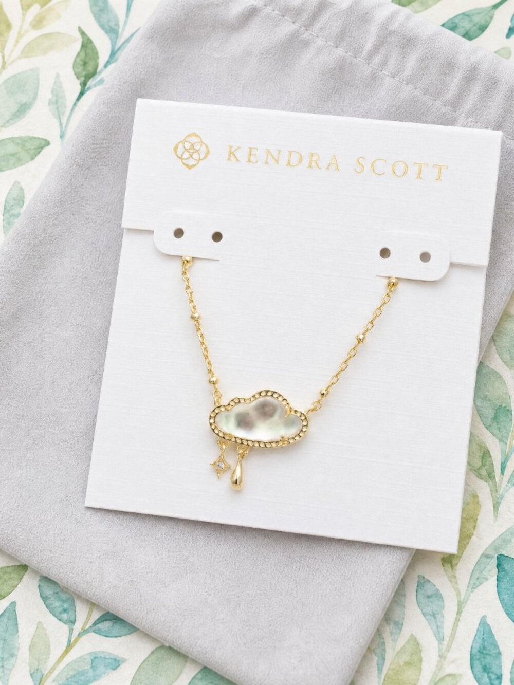 Kendra Scott Celeste Cloud Gold Pendant Necklace